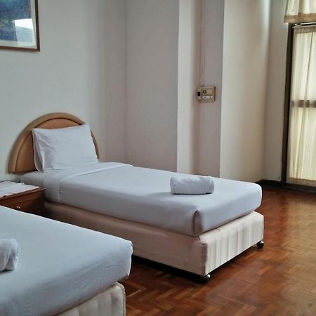 Supanich Railway Station Aparthotel Τσιάνγκ Μάι Εξωτερικό φωτογραφία
