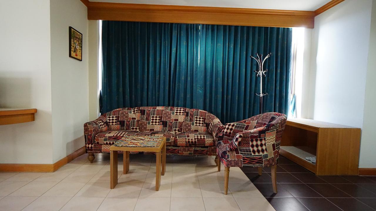 Supanich Railway Station Aparthotel Τσιάνγκ Μάι Εξωτερικό φωτογραφία